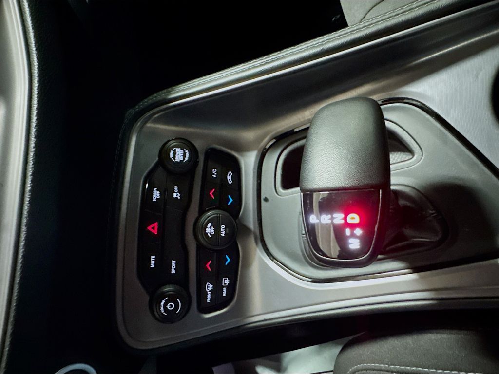 Used Car 2023 Dodge Challenger  Sxt For Sale Under $25,000 In San Antonio, Texas