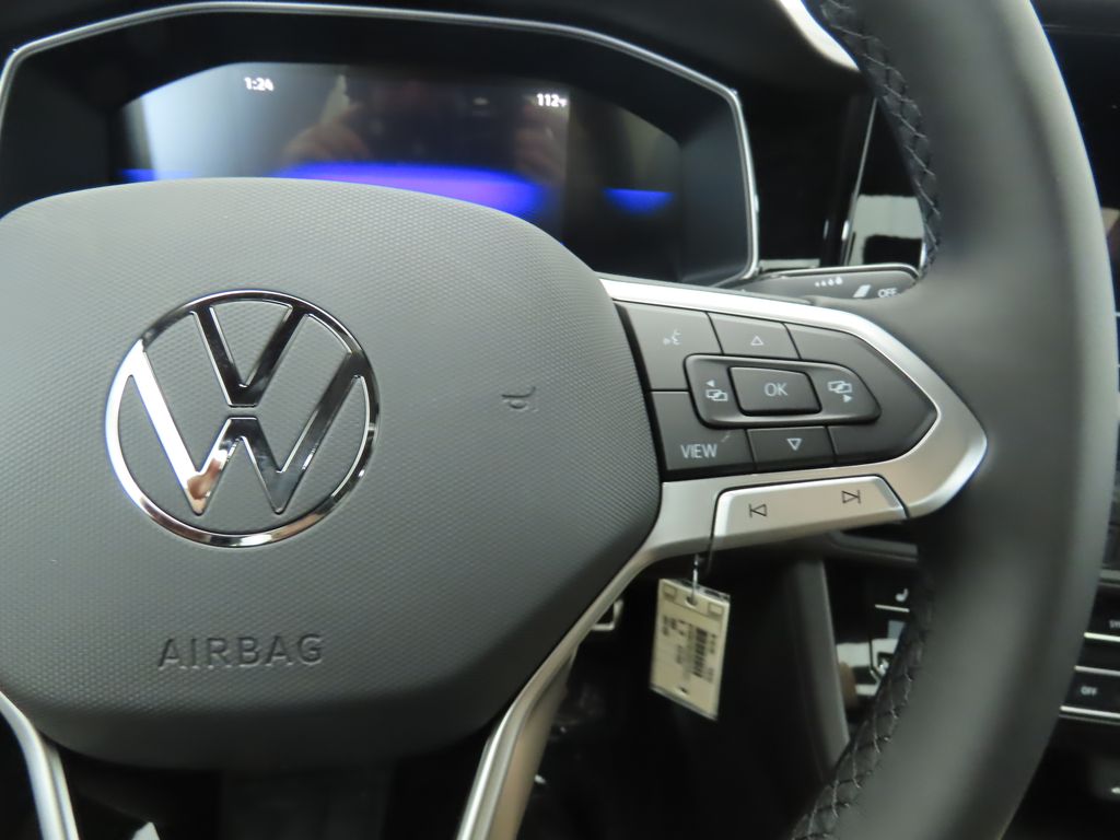 Thumbnail: 2025 Volkswagen Jetta - 12