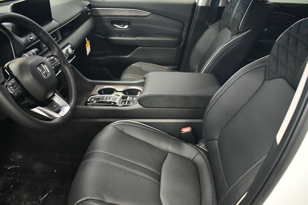 Thumbnail: 2026 Honda Pilot - 20