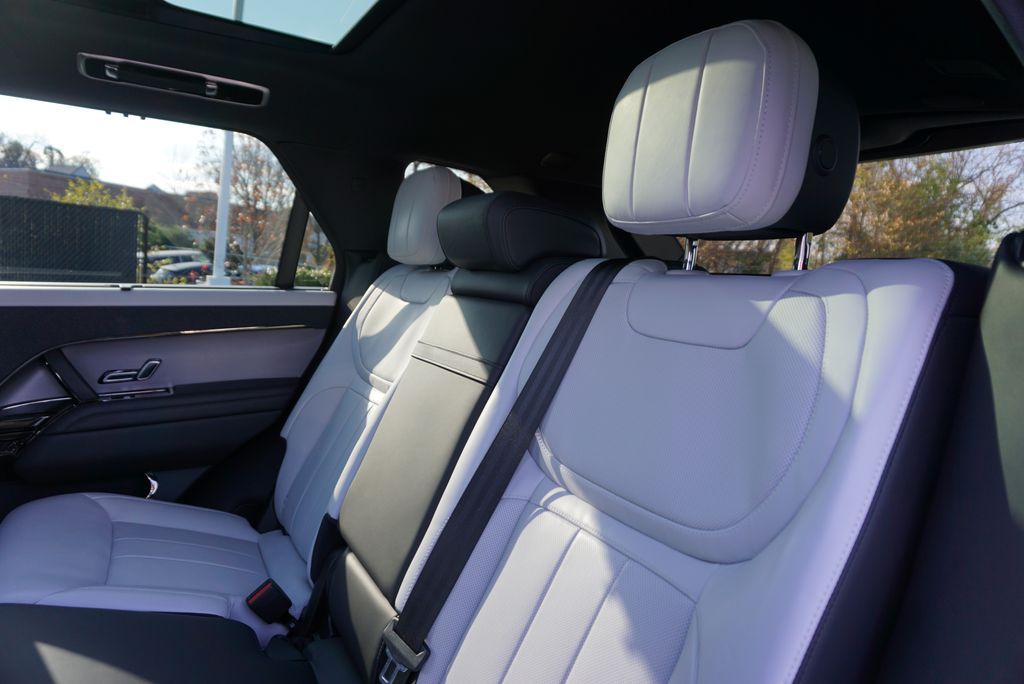 Thumbnail: 2025 Land Rover Range Rover Sport - 14