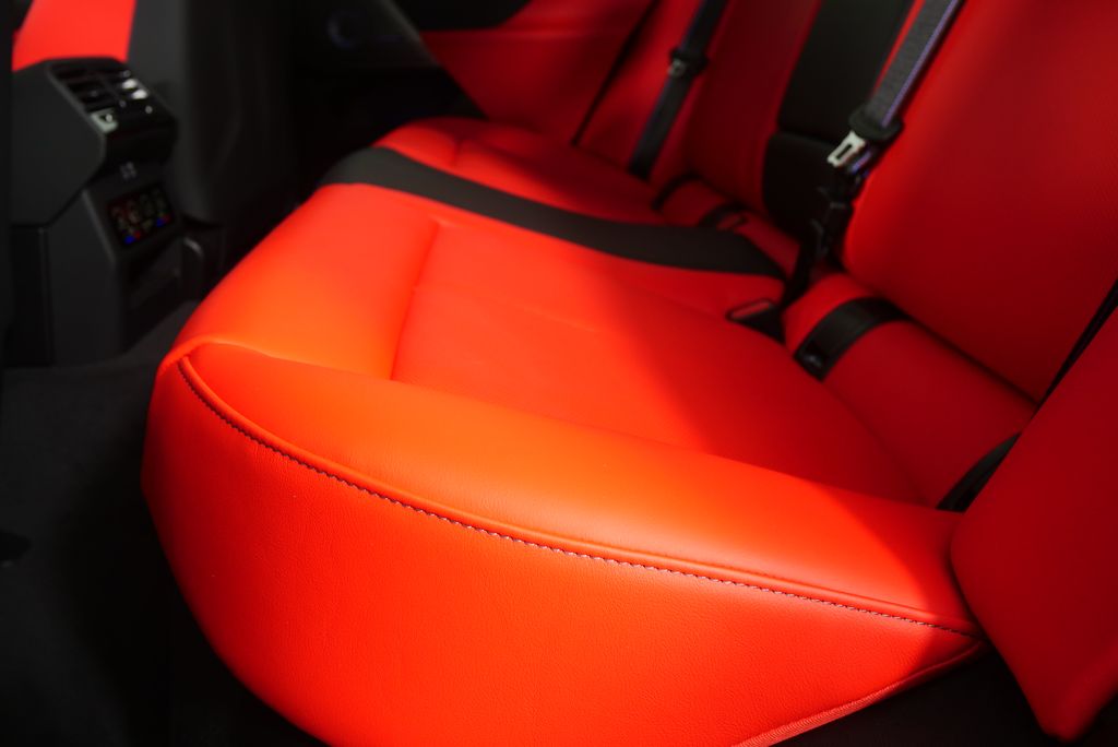 Thumbnail: 2026 BMW M5 - 16