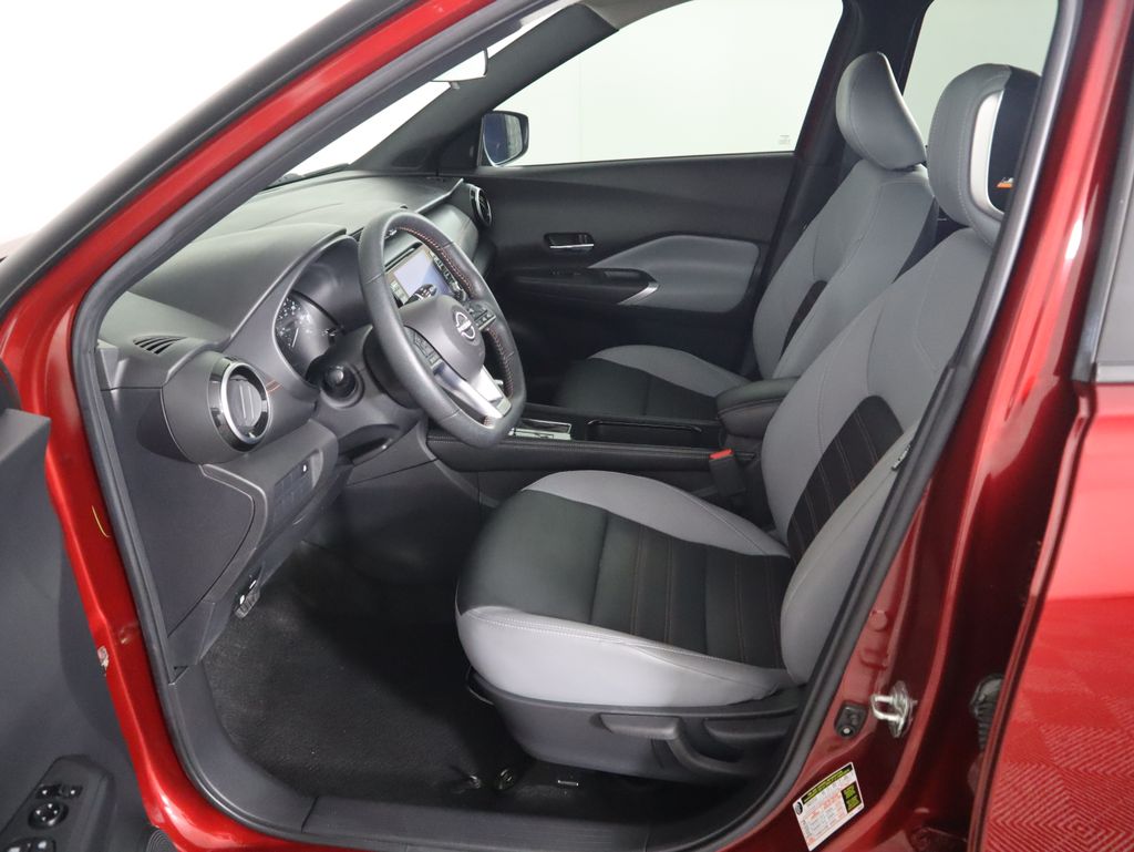 Thumbnail: 2023 Nissan Kicks - 19
