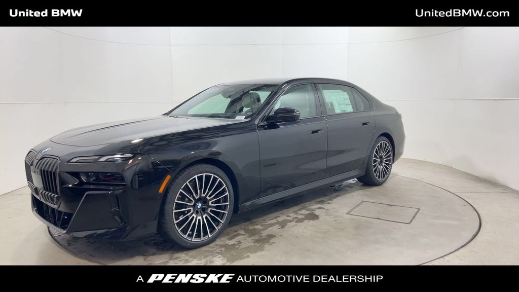 Thumbnail: 2025 BMW 7 Series - 4