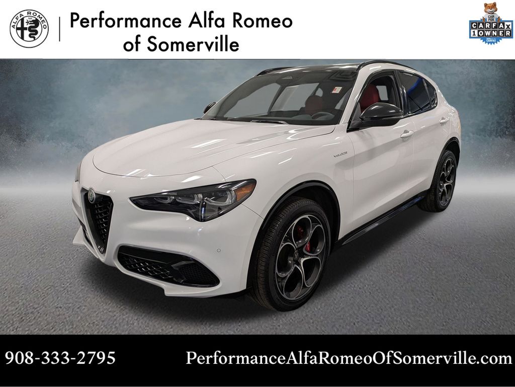 Milano White 2025 Alfa Romeo Stelvio AWD SUV / Crossover All-Wheel Drive 8-Speed Automatic
