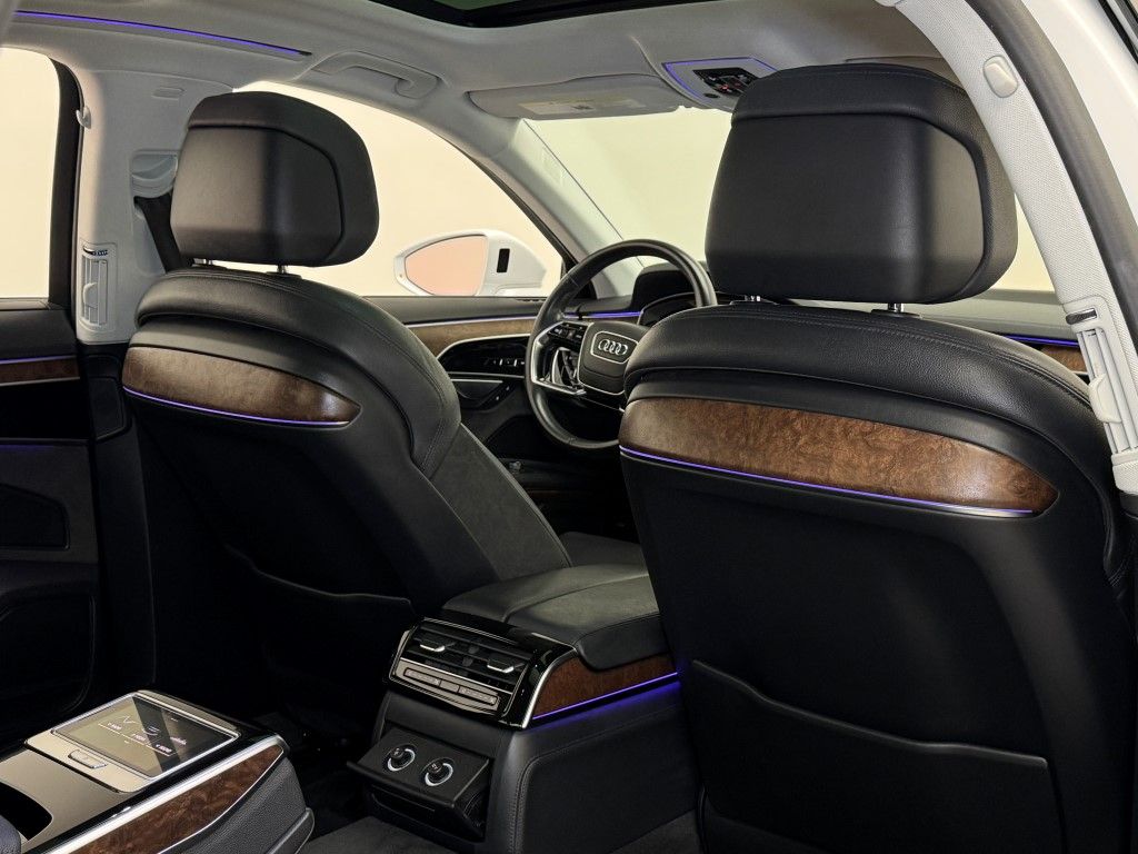 2021 Audi A8 L 26