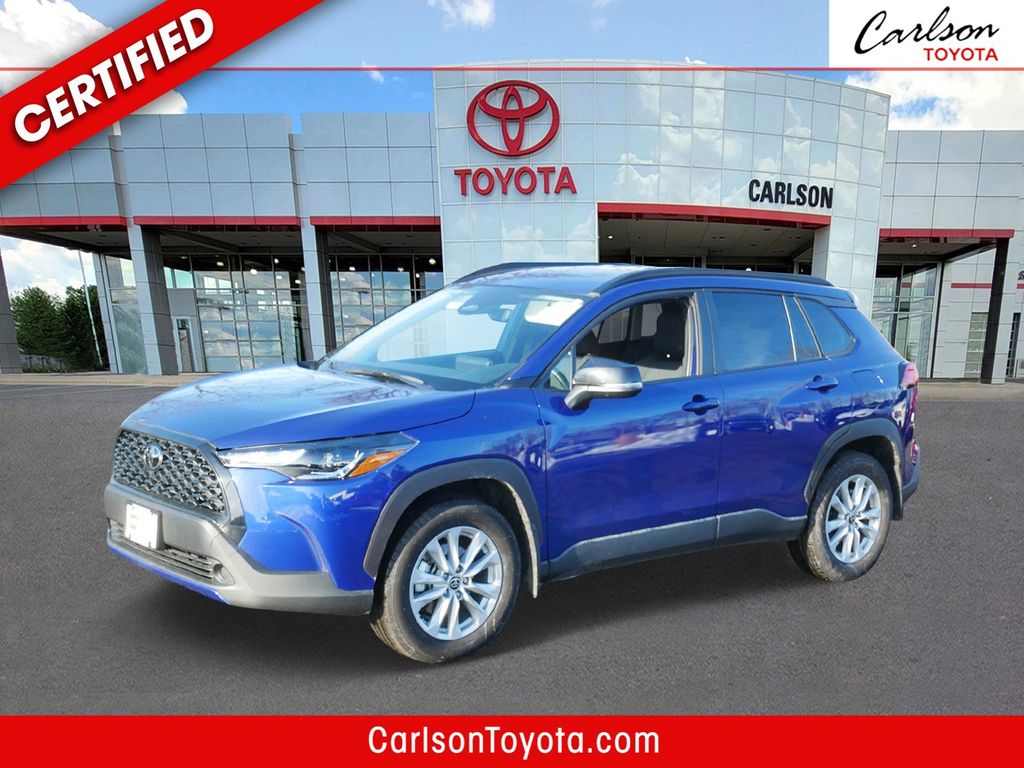 2025 Toyota Corolla Cross LE AWD