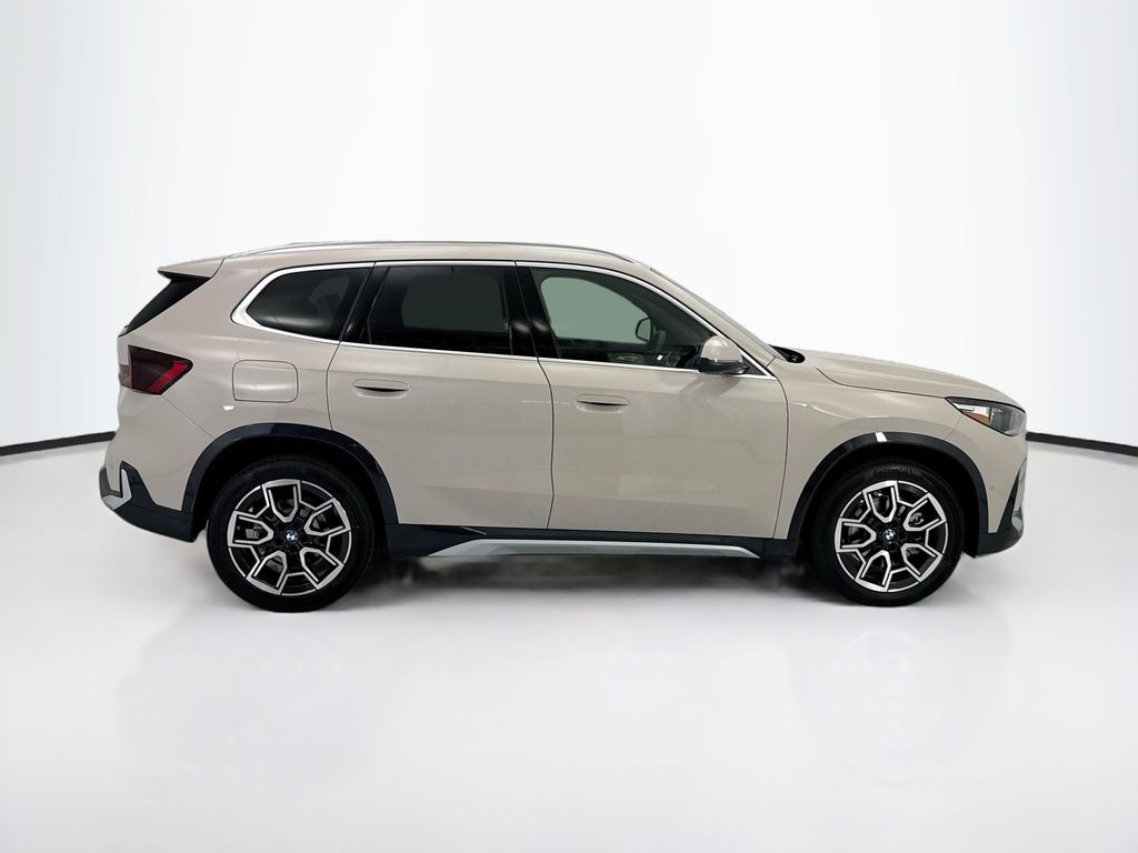 Thumbnail: 2026 BMW X1 - 4