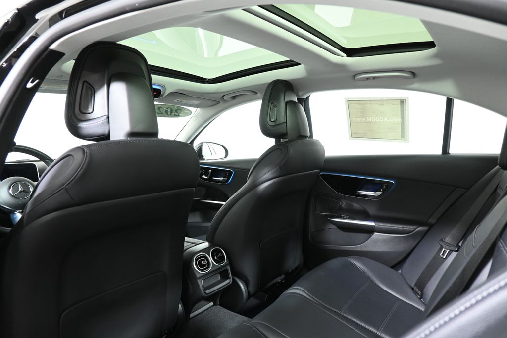 Thumbnail: 2025 Mercedes-Benz C-Class - 31