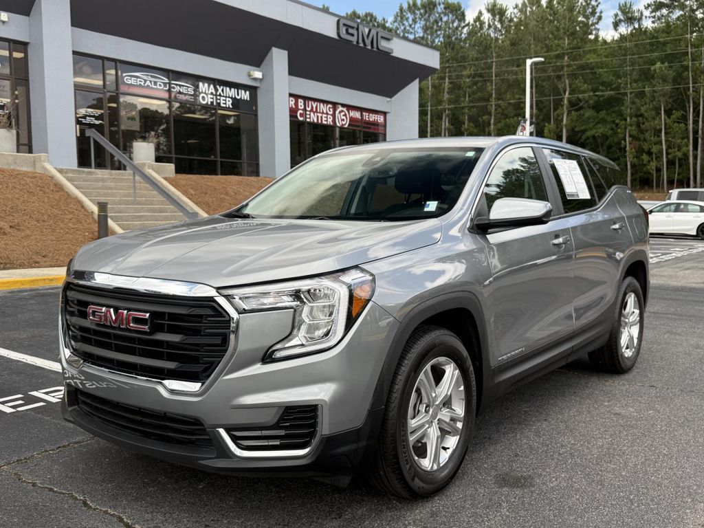 2024 GMC Terrain SLE