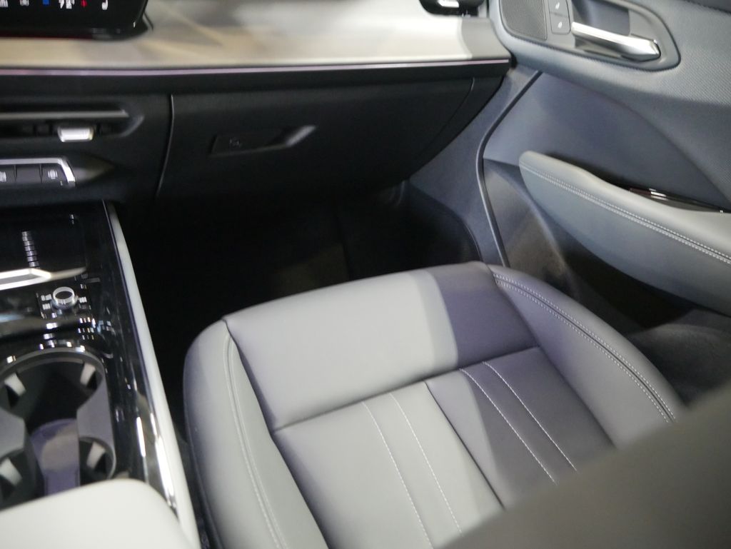 Thumbnail: 2026 Audi Q3 - 25