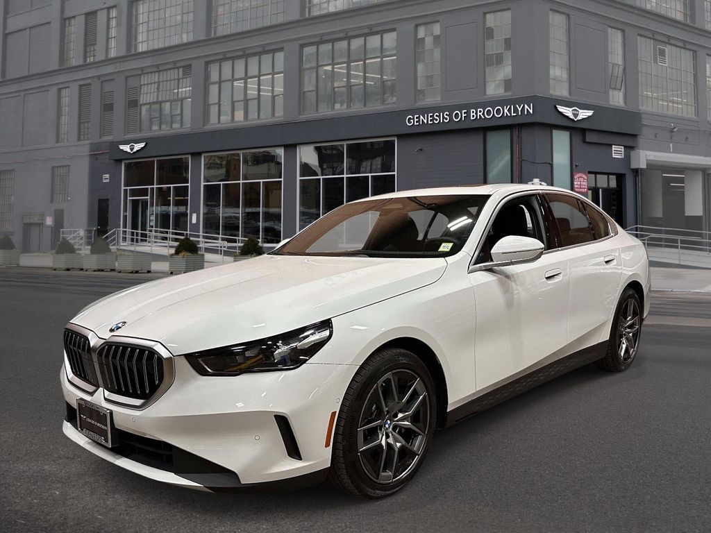 Alpine White 2026 BMW 5 Series Sedan All-Wheel Drive 8-Speed Automatic