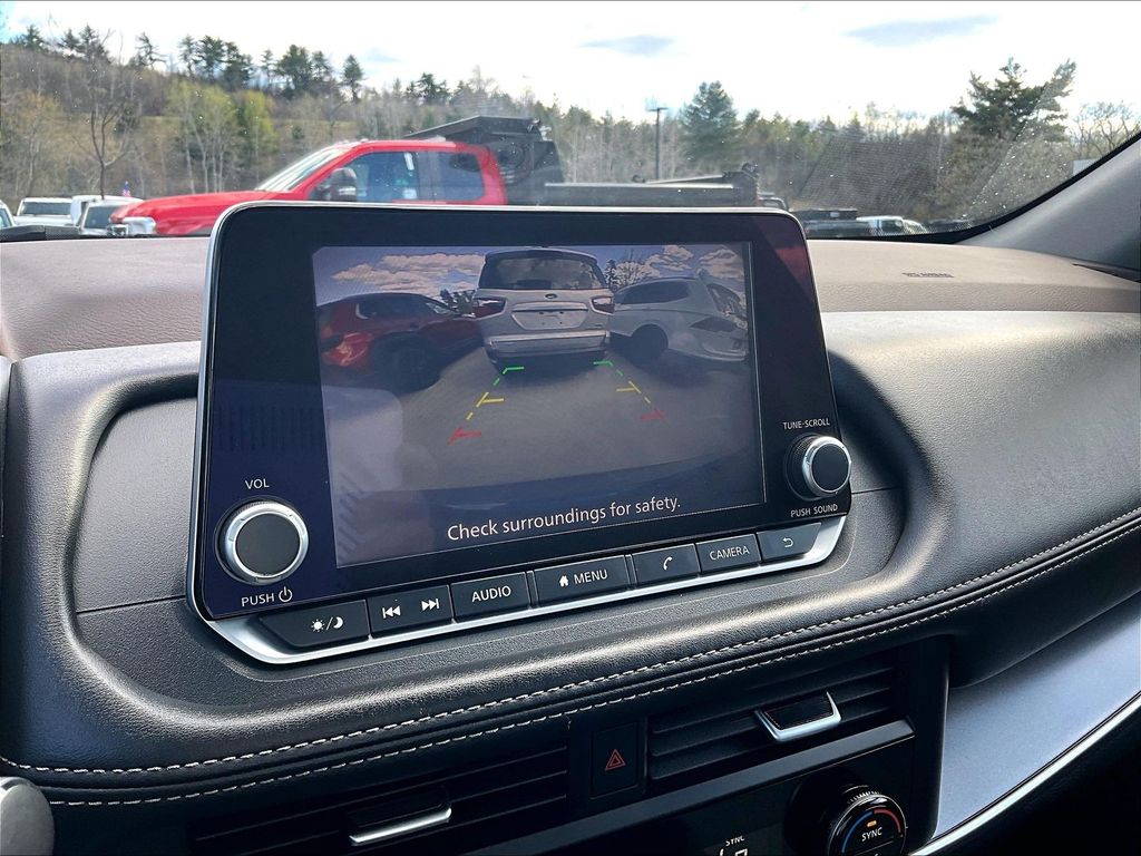 2023 Nissan Rogue — photo 26
