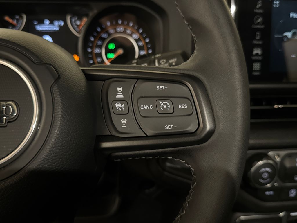 Certified Used 2025 Gray Jeep Sport S image 19