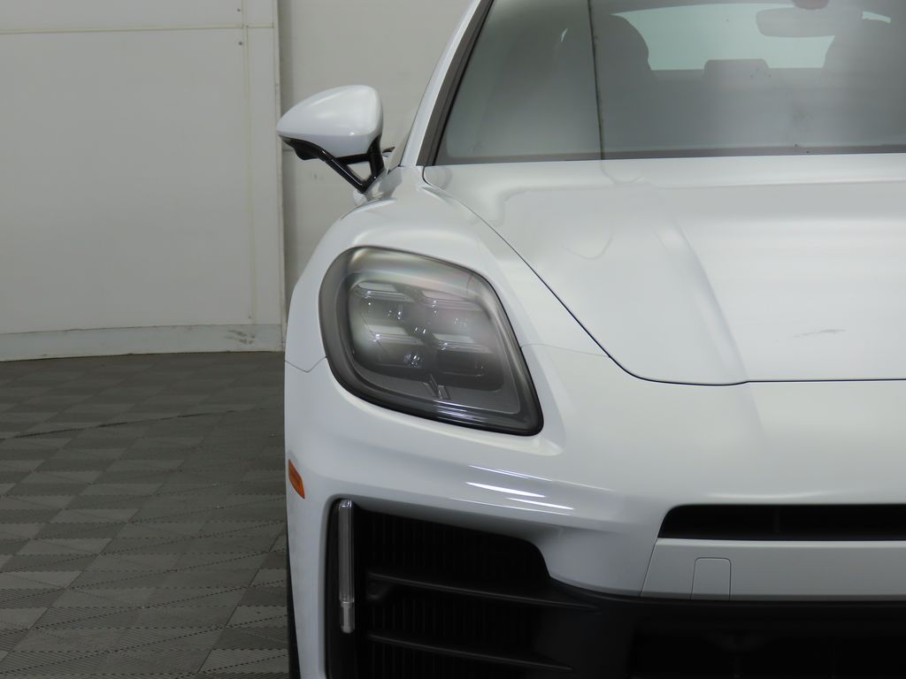 Thumbnail: 2025 Porsche Panamera - 12