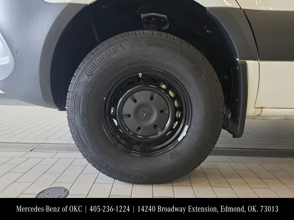 2025 Mercedes-Benz Sprinter Cargo Van Base - Photo 7