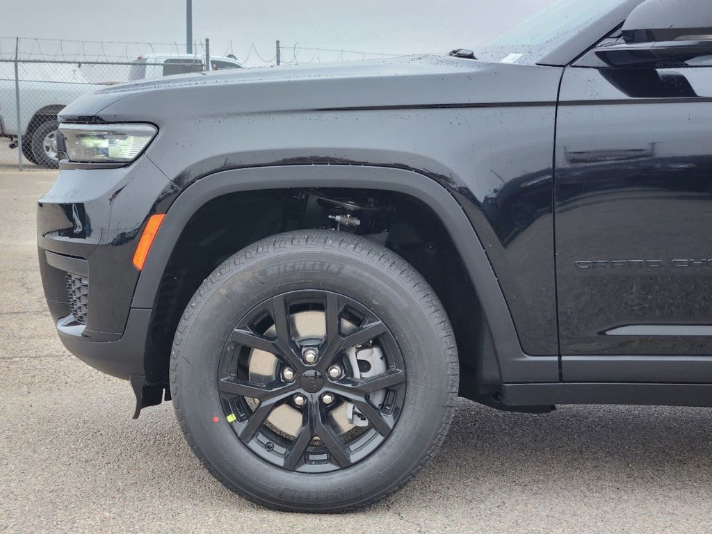 2025 Jeep Grand Cherokee L Altitude X 5