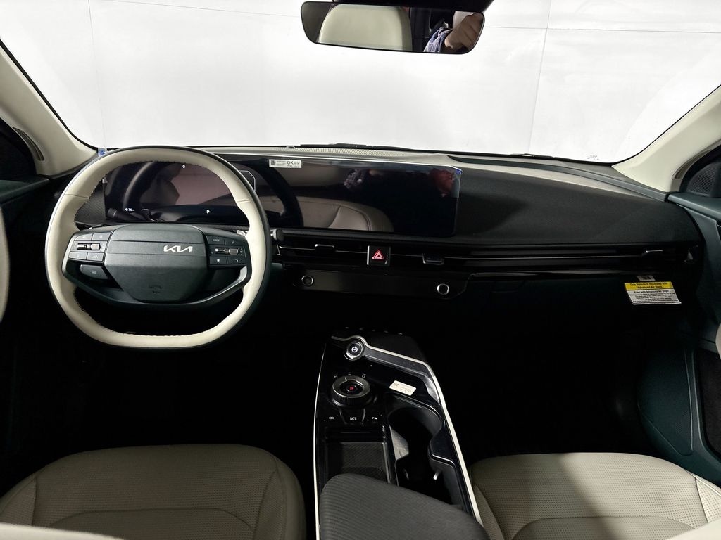 2025 Kia EV6 Wind