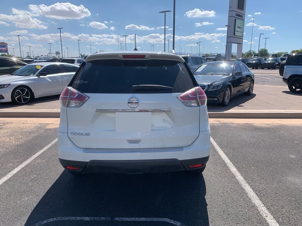 Thumbnail: 2016 Nissan Rogue - 5