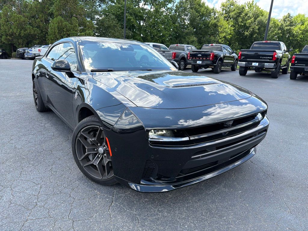 Diamond Black Crystal Pearlcoat 2026 Dodge Charger Daytona Scat Pack Coupe AWD Coupe All-Wheel Drive 8-Speed Automatic