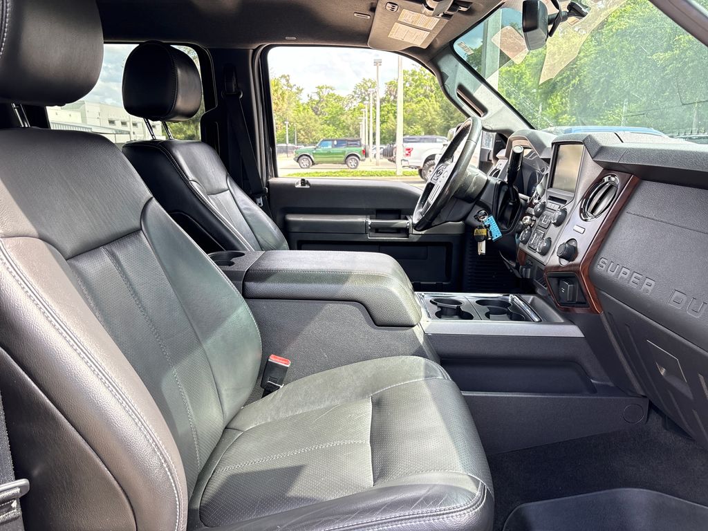 2016 Shadow Black Ford Super Duty F-250 SRW Lariat 4X4 Truck