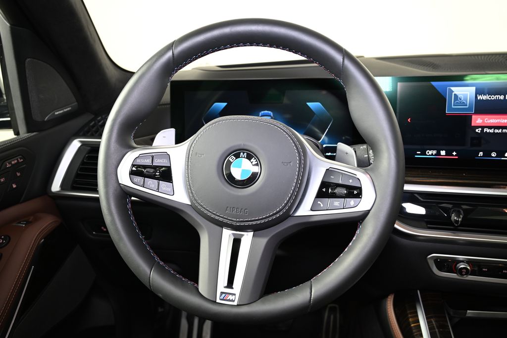 Thumbnail: 2026 BMW X7 - 18