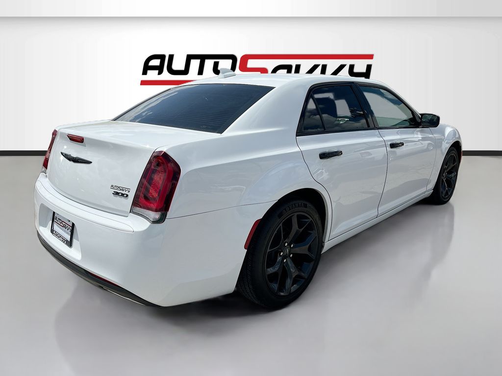 2020 Chrysler 300 Touring White at Bravo Nissan