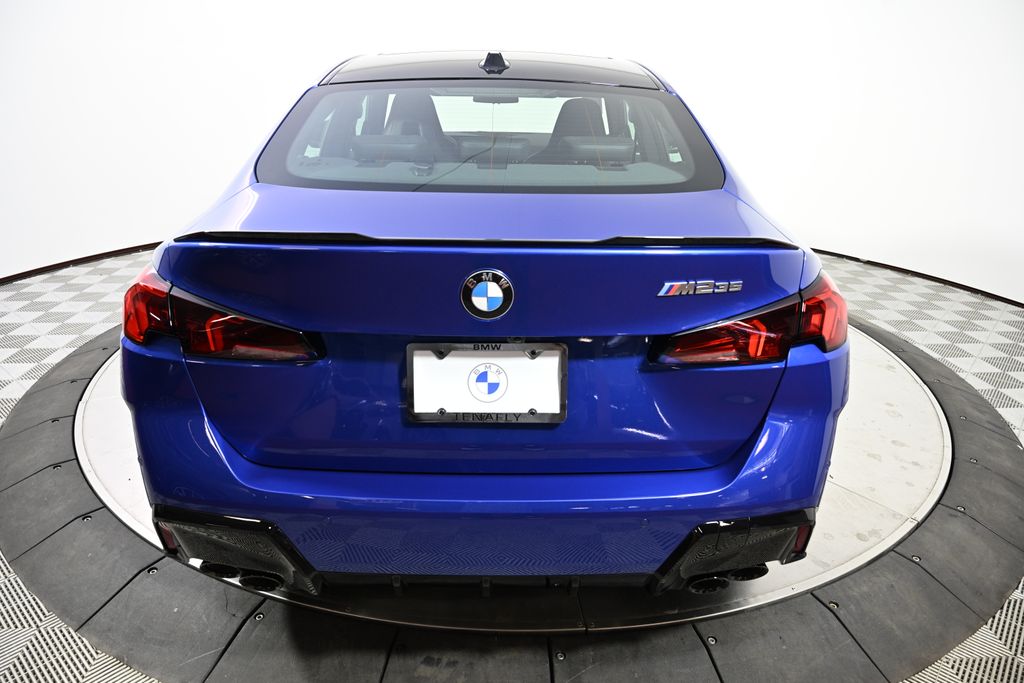 Thumbnail: 2025 BMW 2 Series - 4