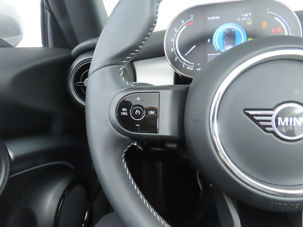 Thumbnail: 2023 MINI Cooper - 19