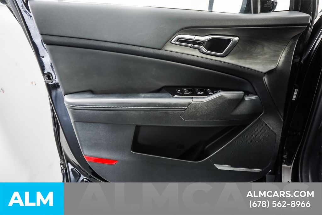 Used 2025 Black Kia X-Line image 49