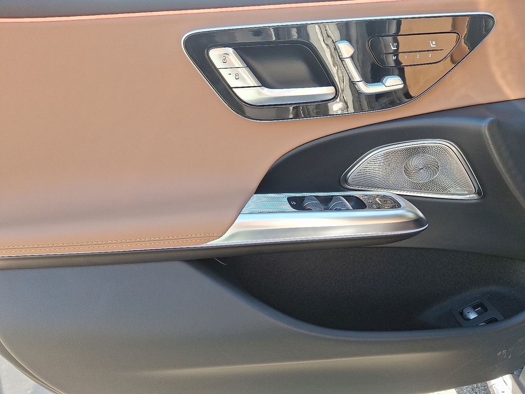 Thumbnail: 2026 Mercedes-Benz E-Class - 7