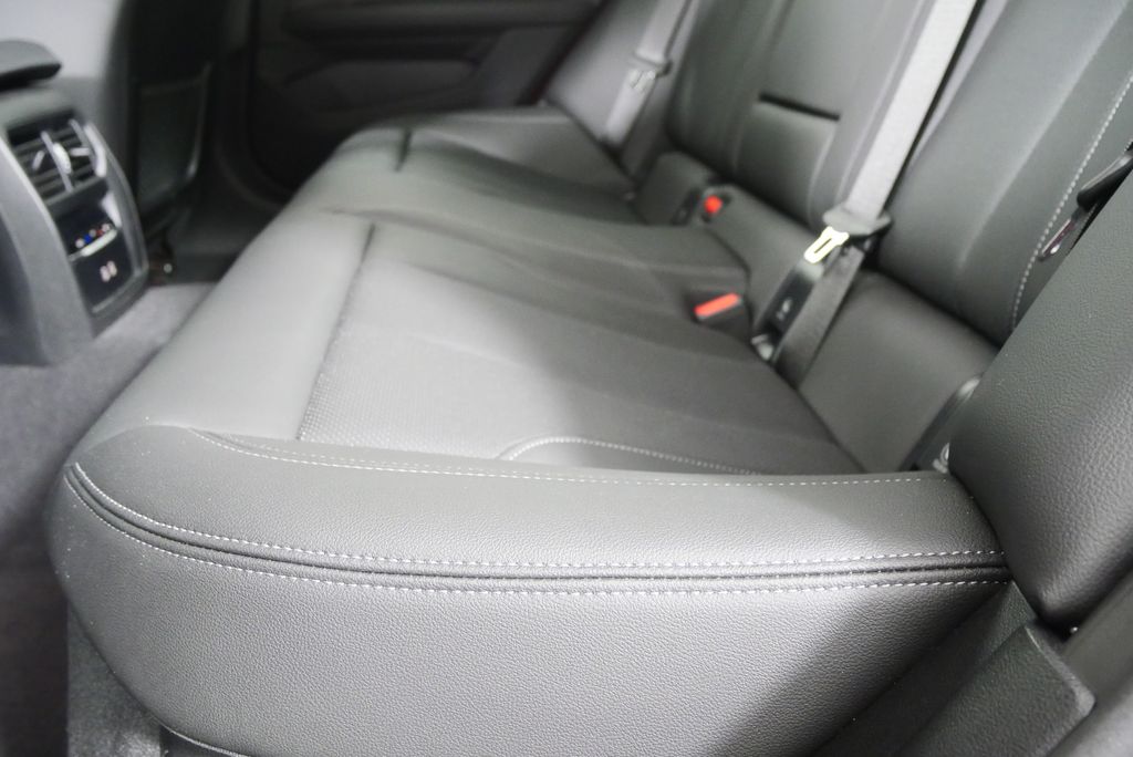 Thumbnail: 2024 BMW 4 Series - 15