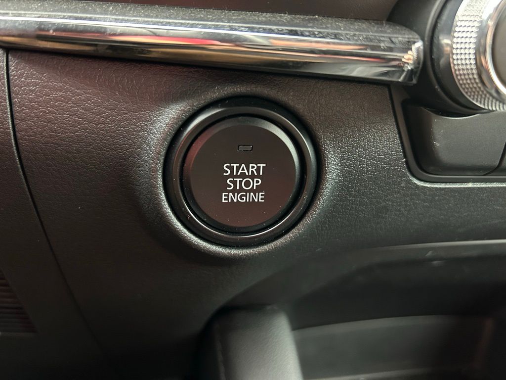 2023 Mazda Mazda3 Premium 29