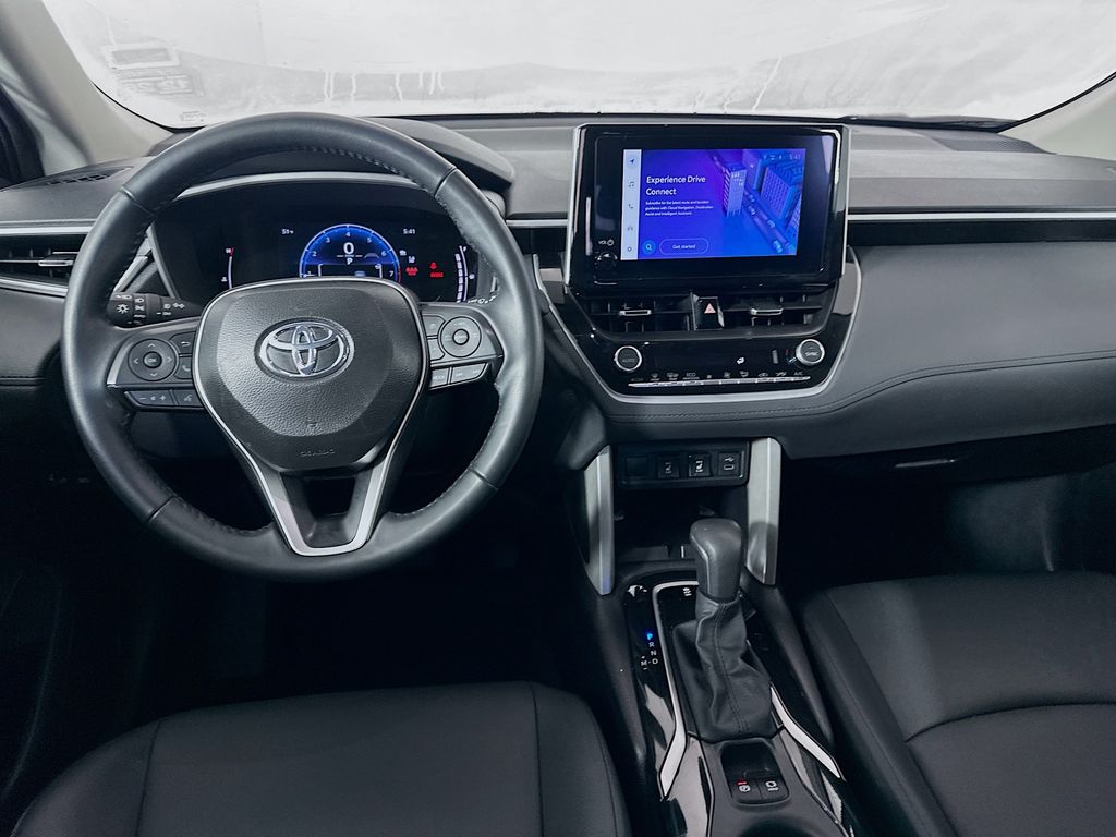 Thumbnail: 2025 Toyota Corolla Cross - 22