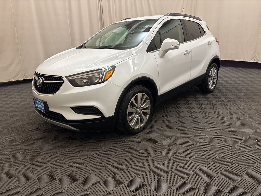 2018 Buick Encore Preferred's photo