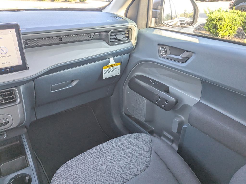 2025 Ford Maverick XL