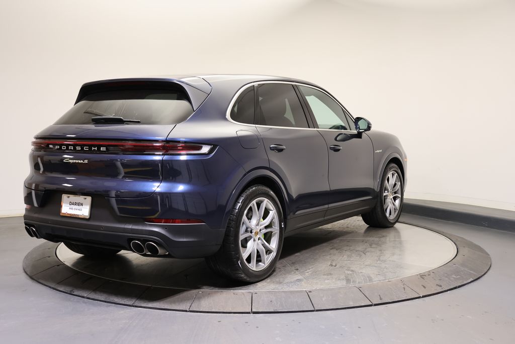 Thumbnail: 2024 Porsche Cayenne - 5