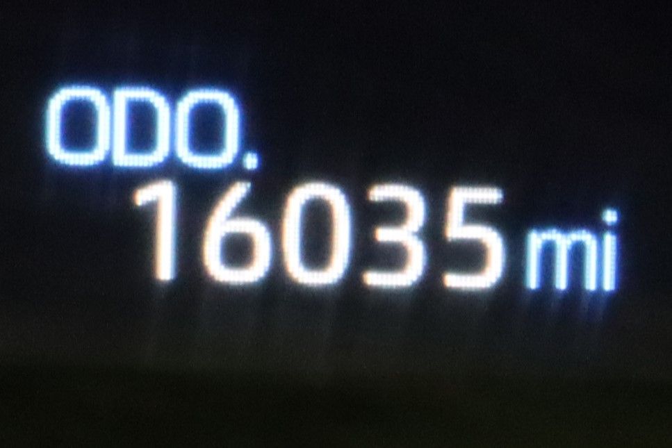 Thumbnail: 2023 Toyota RAV4 - 25