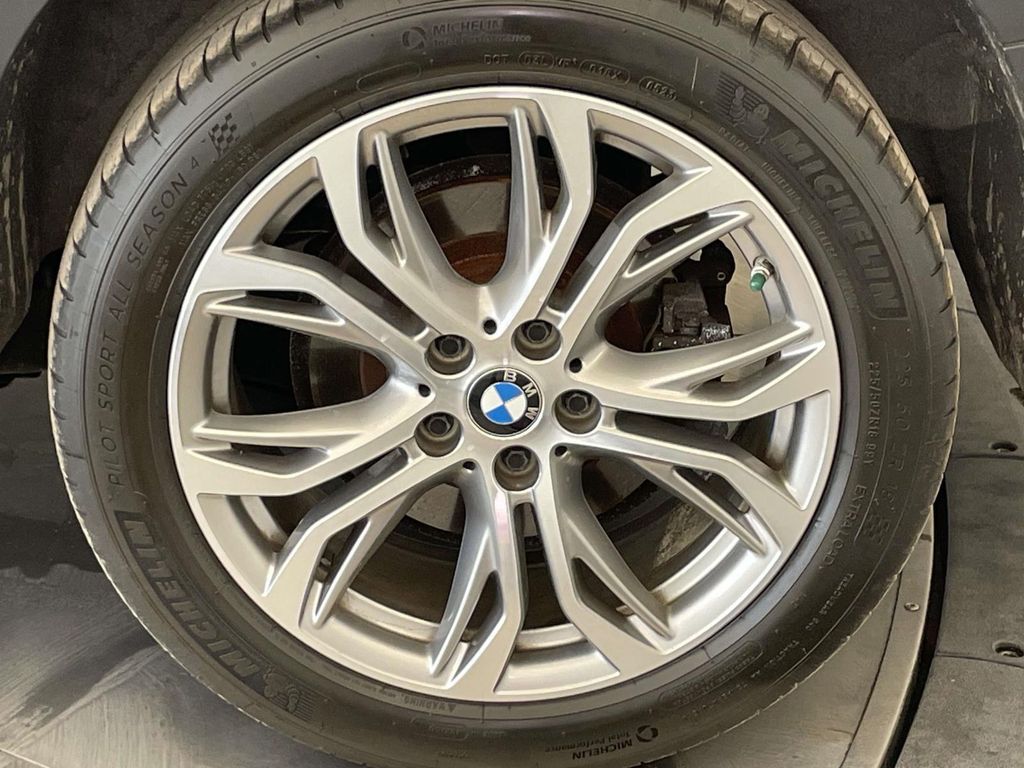 2020 BMW X2 xDrive28i - 11
