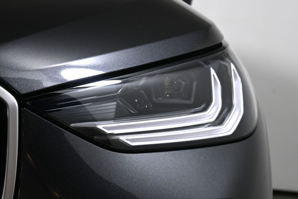 Thumbnail: 2026 BMW X3 - 11