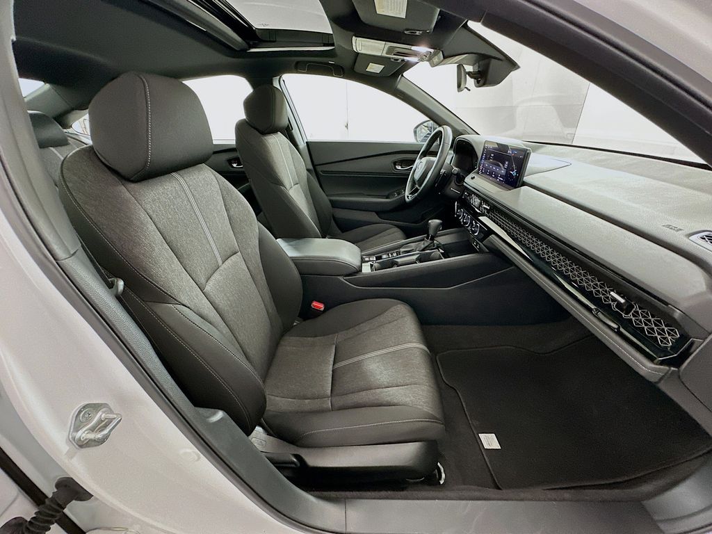 Thumbnail: 2024 Honda Accord - 27