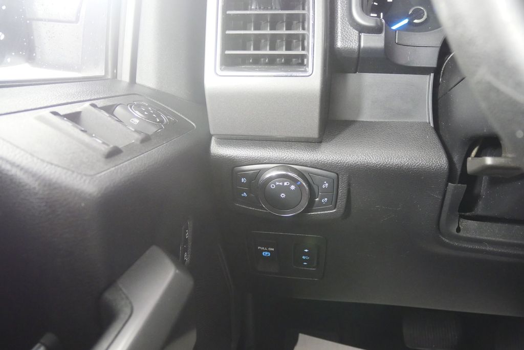 Thumbnail: 2019 Ford F-150 - 20