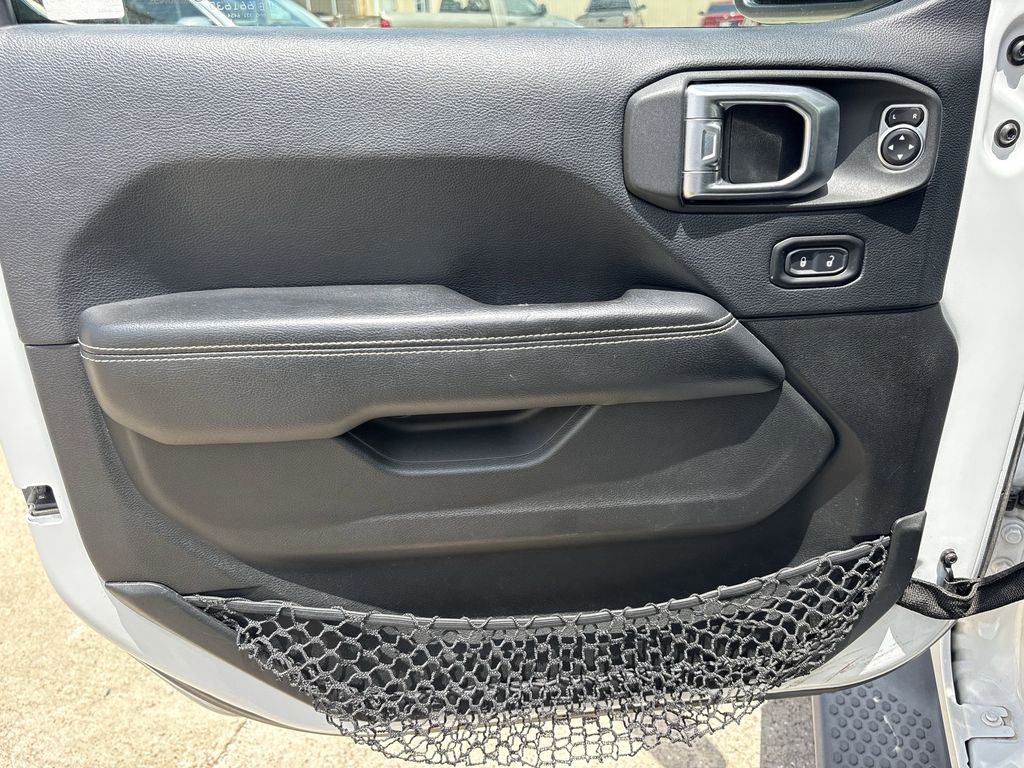 2018 Jeep Wrangler Unlimited Sahara White at Emmons Autoplex