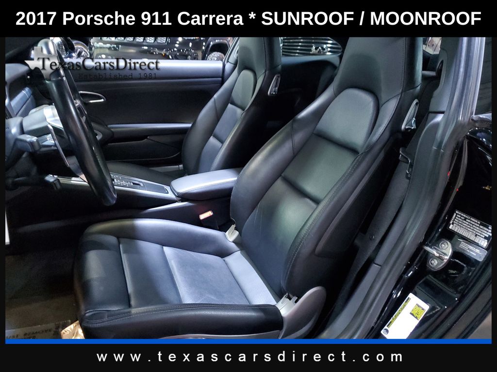 2017 Porsche 911 Carrera photo