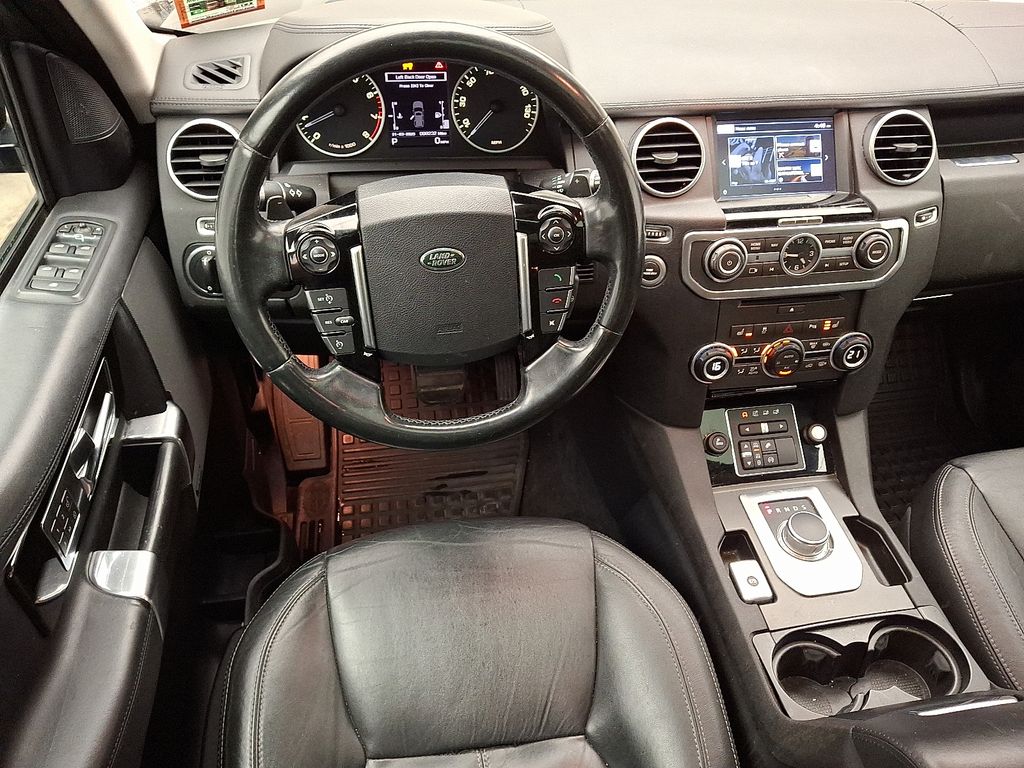 2016 Land Rover LR4 HSE 11