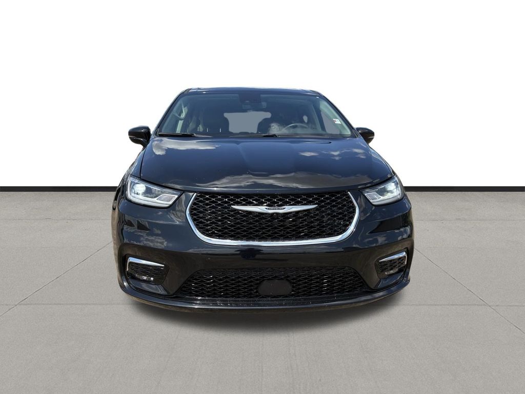 2024 Chrysler Pacifica Touring L - 7