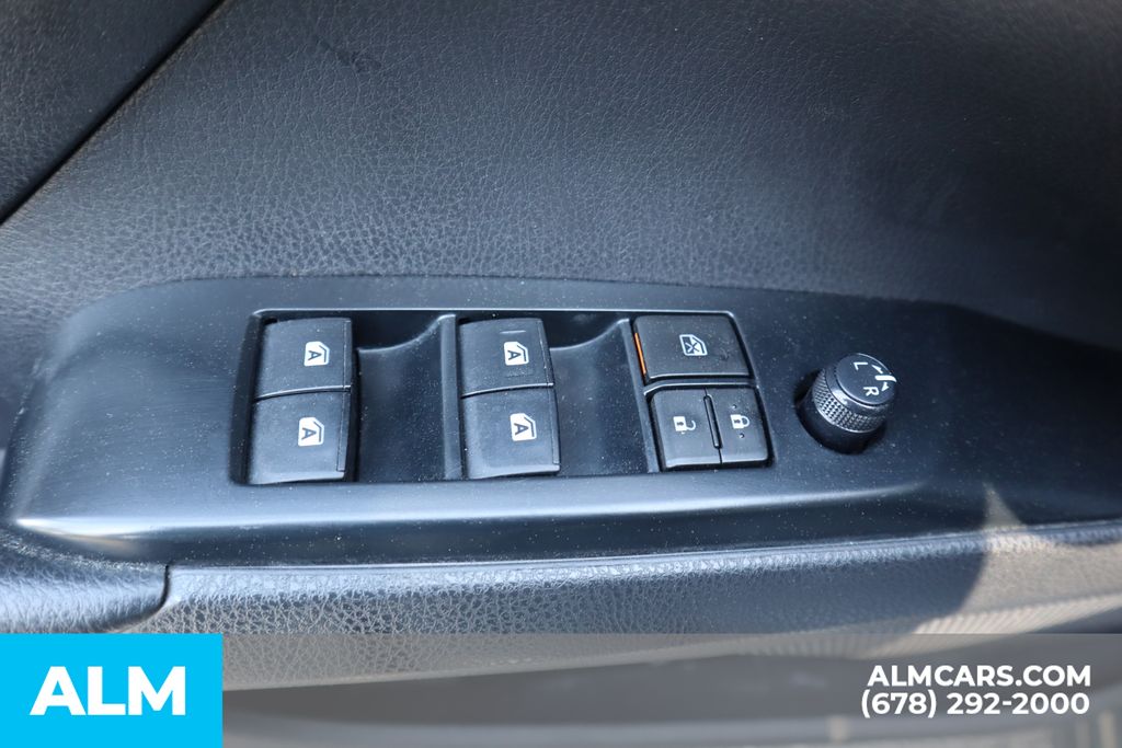 Used 2020 Blue Toyota SE image 12
