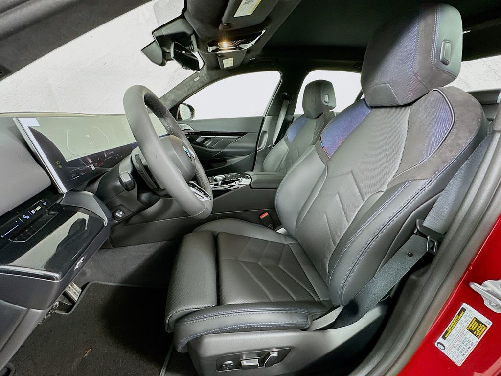 Thumbnail: 2026 BMW 5 Series - 16