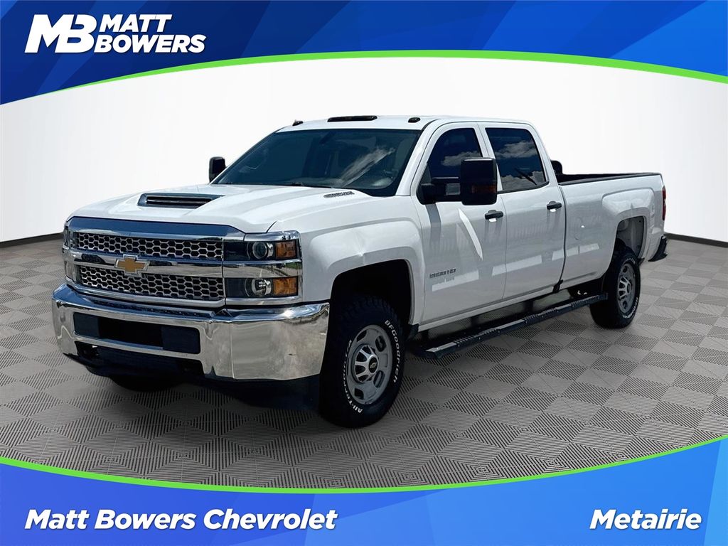 Summit White 2019 Chevrolet Silverado 2500HD Pickup Truck 4X2 6-Speed Automatic
