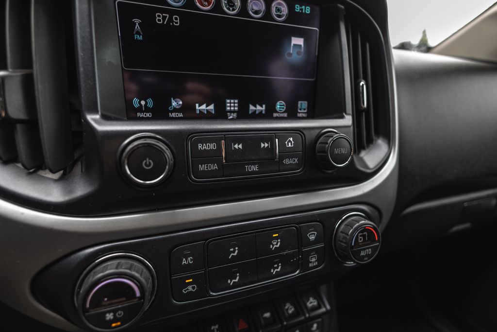 2018 Chevrolet Colorado ZR2 thumbnail 20