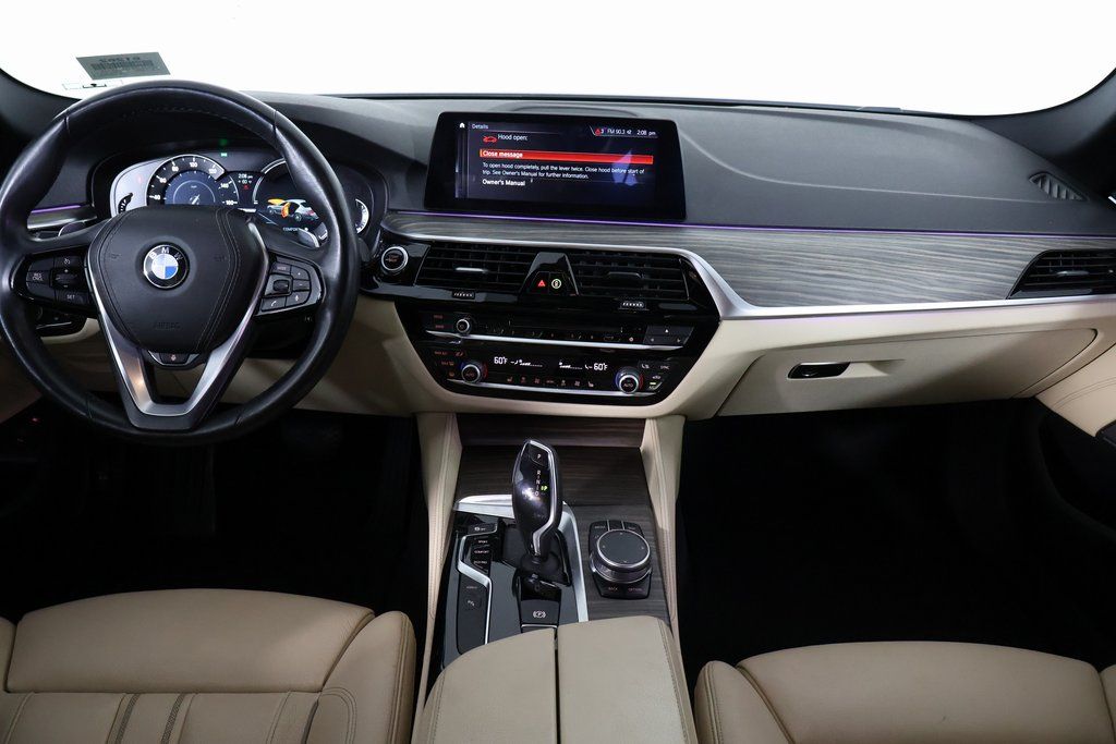 Thumbnail: 2019 BMW 5 Series - 8